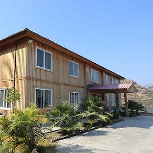 Deluxe room On Land